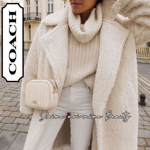 Coach Linear Quilted Jes in Chalk - Picture 6 of 12